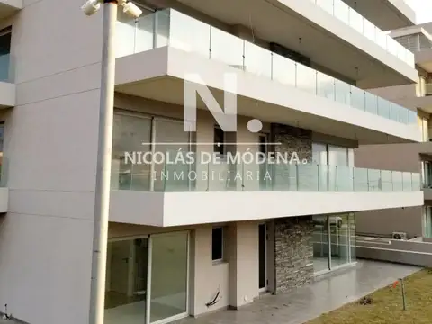 Apartamento de 2 dormitorios en Playa Mansa , Punta del este 