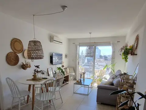 Bartolome Mitre 2362, Castelar 2300, Piso 3