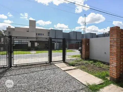 Depto Tipo Casa en Venta en Fisherton, USD 130.000