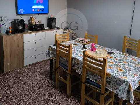 Casa 3 ambientes con 1 baño