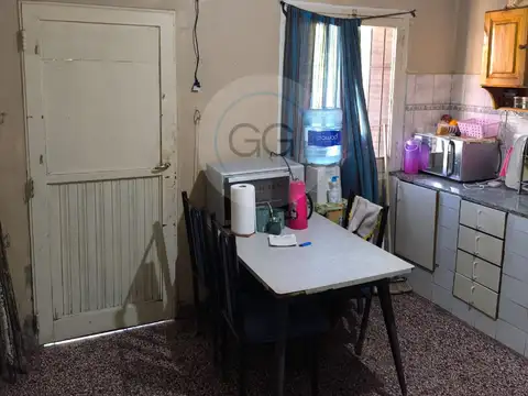 Vende Casa Americana 3 Ambientes, Platanos. Berazategui