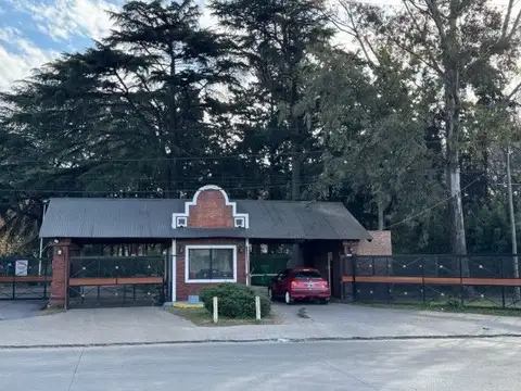 CASA EN VENTA 2 AMBIENTES CON GALPON QUINCHO Y PISCINA