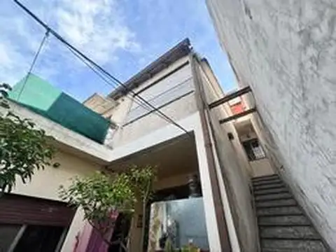 Depto Tipo Casa en Venta de 3 dormitorios