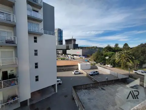 Apartamento en venta de 2 dormitorios c/ cochera en Jaurena