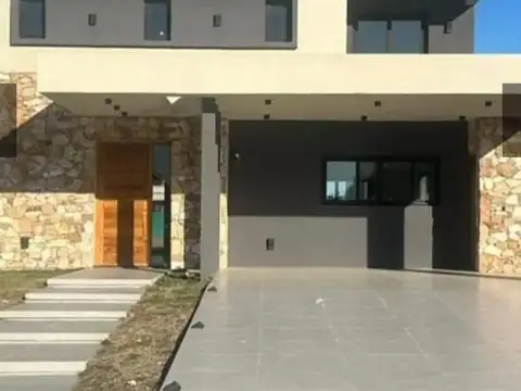 Casa en venta en Terralagos