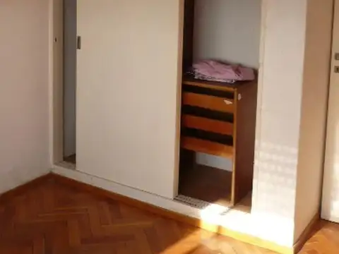 Departamento 5 ambientes con 2 baños