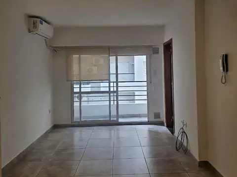 Departamento en Alquiler en Centro, $ 450.000