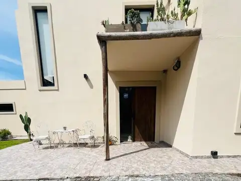 Casa en Venta en Altos De Manzanares, USD 320.000