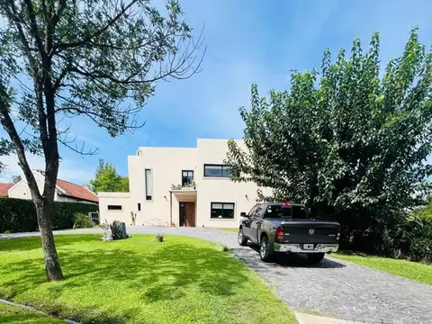 Casa en Venta de 4 dormitorios