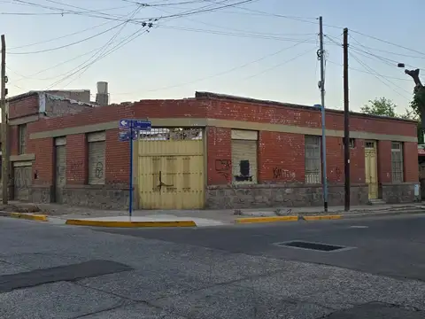 REMAX VENDE EXCELENTE LOTE EN DORREGO MENDOZA