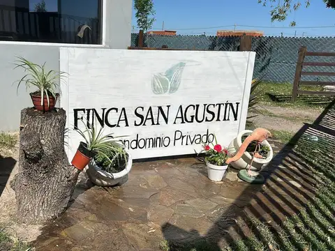 Terreno en Pilar dentro de condominio