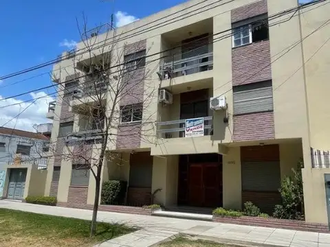 Departamento en venta 3 Amb con cochera en Merlo