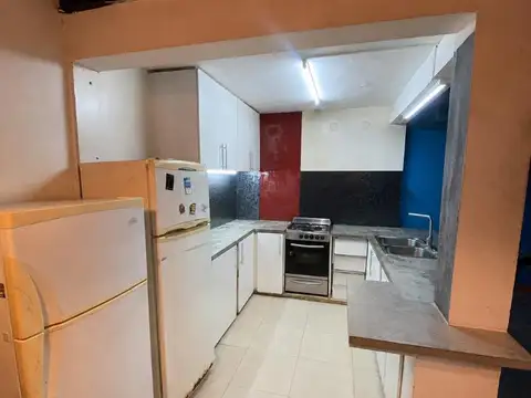 Depto Tipo Casa 4 ambientes con 2 baños