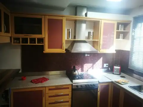 VENDIÓ Casa 4 ambientes venta Villa Pueyrredón