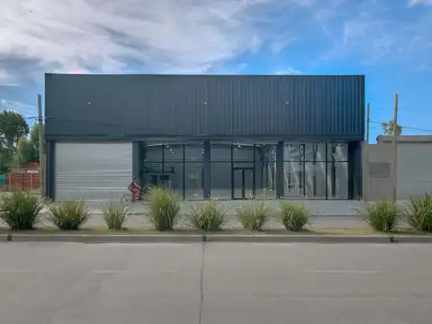 Galpon en Alquiler La Plata sobre Avenida Estrenar