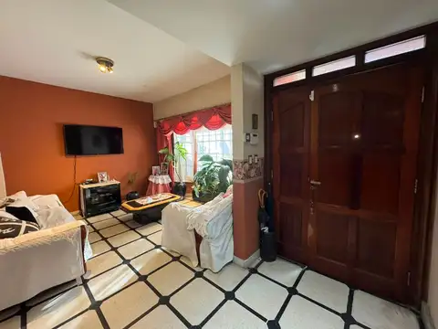 Casa en Venta en Martínez, USD 440.000