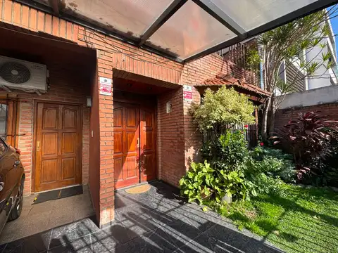 Hipólito Yrigoyen 200