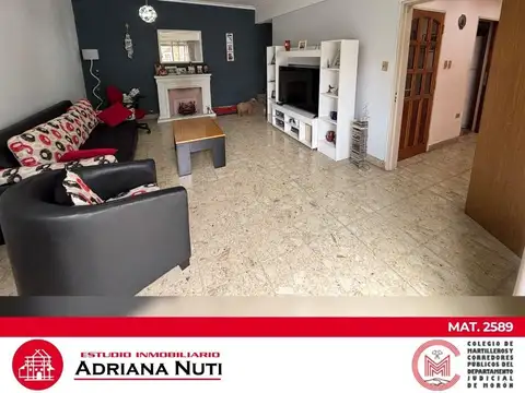 Departamento 5 ambientes con 2 baños