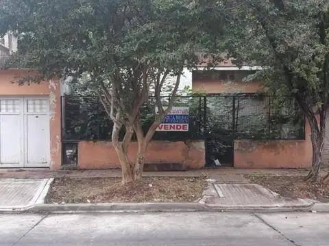 Terreno demoliendo casa