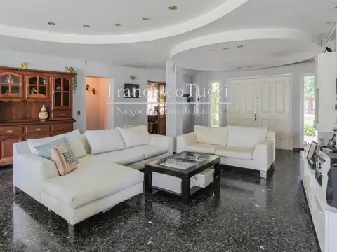 Casa en Venta en La Tradición, USD 430.000