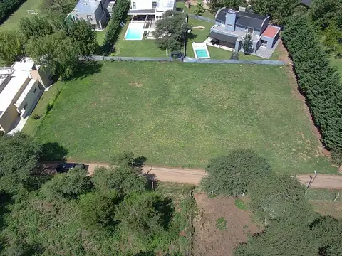 Terreno en Venta 68  mts Fondo
