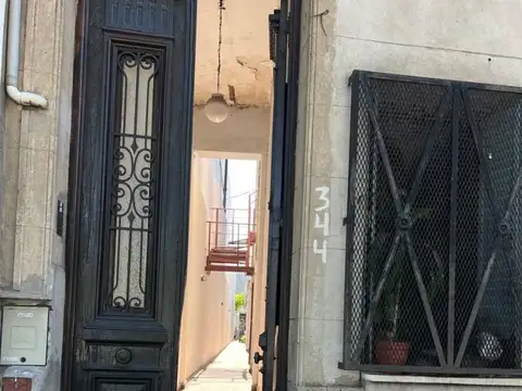 Alvar Núñez 300, Piso PB