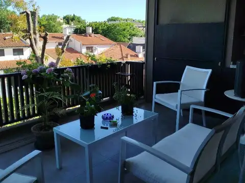 Hermoso depto 3 ambientes con dos cocheras + parrilla + lava