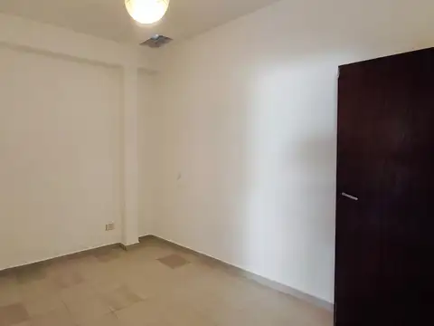 Departamento en Alquiler en Los Polvorines, $ 400.000