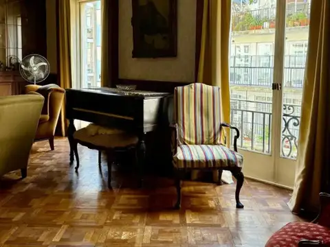 Departamento 7 ambientes con 3 baños