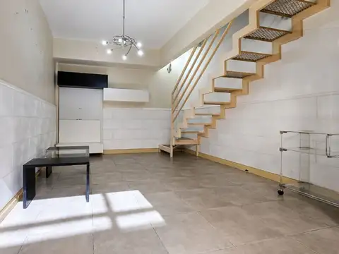 DEPARTAMENTO DÚPLEX EN VENTA FLORES 2 AMBIENTES