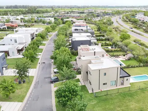 Casa en Alquiler en Puertos - Araucarias, USD 1.600