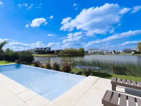 CASA MINAMILASTA EL CANTON ESCOBAR