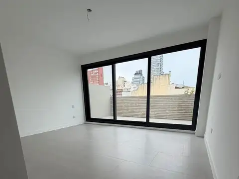 Monoambiente con balcón y terraza - Nuñez