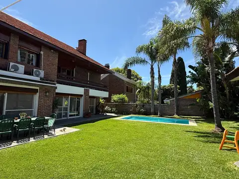 Casa/chalet en venta, 5 ambientes, buen lote, entre vías y libertador.