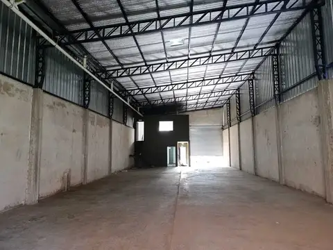 Local en Alquiler en Ricardo Rojas, $ 3.000.000