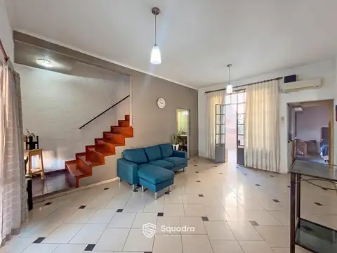 Depto Tipo Casa en Venta 35 años
