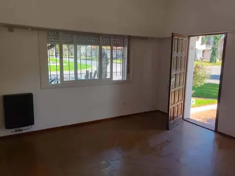 Casa en Alquiler en Barrio Colinas de Peralta Ramos, $ 1.500.000