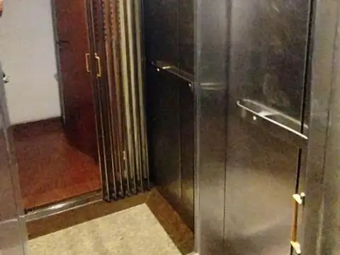 Mendoza al 1100 Dpto Venta 3 Dormitorios - 2 Baños. Oportunidad