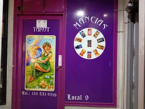 LOCAL COMERCIAL EN VENTA DENTRO DE GALERIA