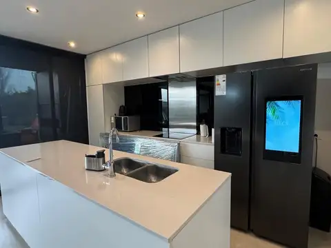 Casa en venta en Lagos de Canning