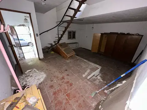 Casa a reciclar en Republica La Sexta