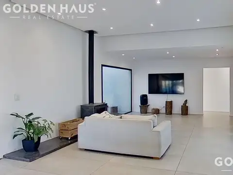 Casa en Venta al Oeste