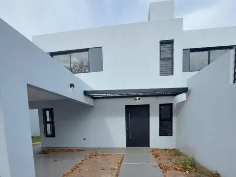 Depto Tipo Casa en Venta con 2 cocheras