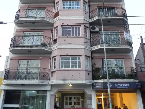 FLORIO, JUAN 3000, Piso 1