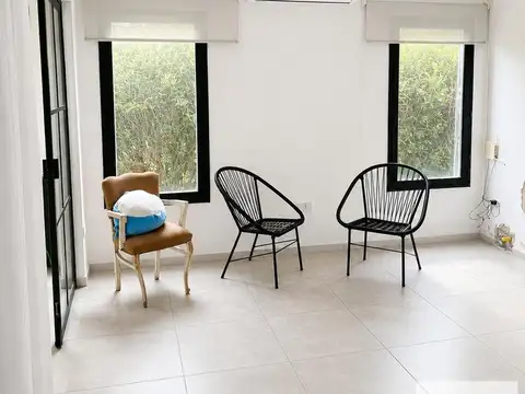 Casa en venta - 2 Dormitorios 2 Baños - La Plata