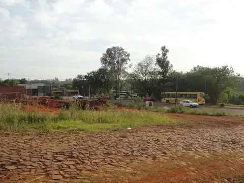 Terreno en Venta 9  mts Frente