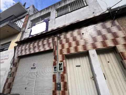 Excelente Local En Alquiler En Castelar