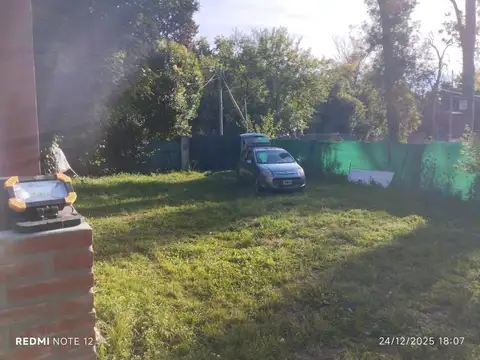 Casa venta en Francisco Alvarez 3 ambientes rodeada de naturaleza GRAN PARQUE CON PISCINA Y PARRILLA