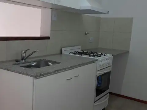 Casa en Alquiler en Rosario, $ 550.000