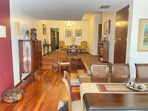 Departamento en Alquiler con 1 cocheras